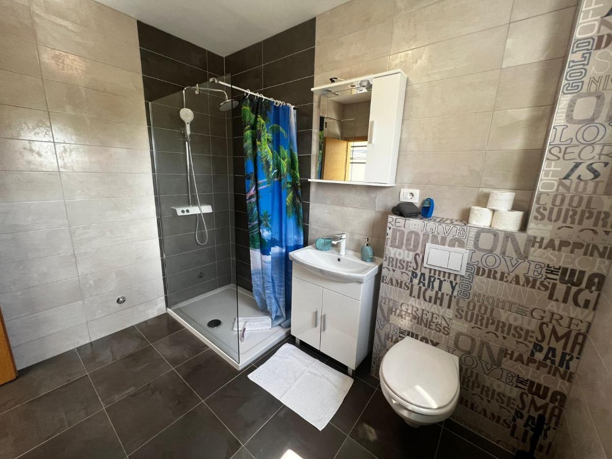 Apartments Petrusic Supetarska Draga Zewnętrze zdjęcie