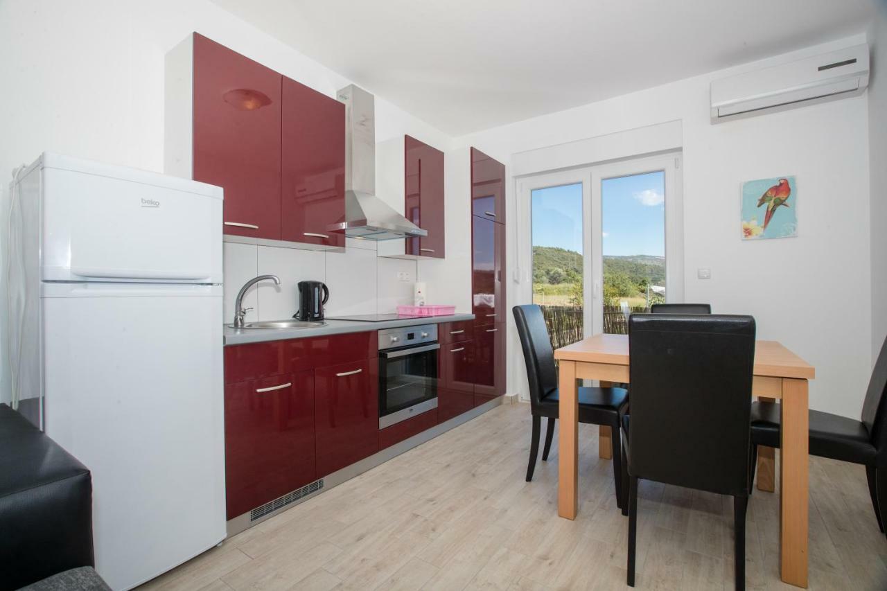 Apartments Petrusic Supetarska Draga Zewnętrze zdjęcie